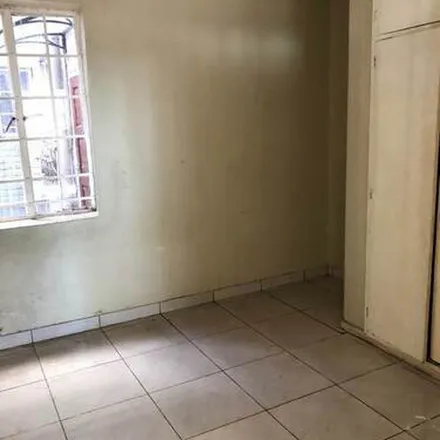 Image 2 - Pope Street, Bellevue, Johannesburg, 2001, South Africa - Apartment for rent