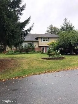 Image 1 - 194 Running Pump Road, Chestnut View, East Hempfield Township, PA 17603, USA - House for sale