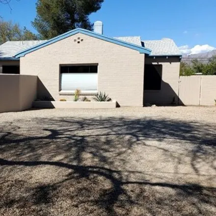 Buy this 3 bed house on 2521 East Drachman Street in Tucson, AZ 85716