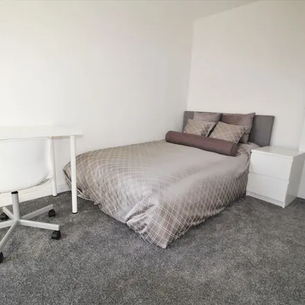 Image 5 - Clifford House, Clifford Street, London, W1S 4JZ, United Kingdom - Apartment for rent