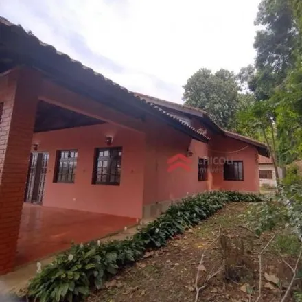 Rent this 4 bed house on Rua Pereque in Maranhão, Cotia - SP