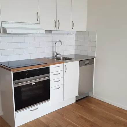 Rent this 1 bed apartment on Johanneshöjden 2 in 722 25 Västerås, Sweden