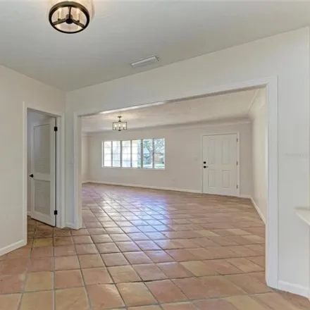 Image 9 - 1873 Orchid Street, South Trail, Sarasota, FL 34239, USA - House for sale