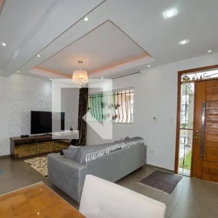 Rent this 4 bed house on Rua Fernando Bauther da Silva in Ingleses do Rio Vermelho, - SC