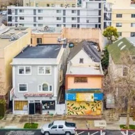 Buy this studio house on 2950 Telegraph Avenue in Oakland, CA 94612