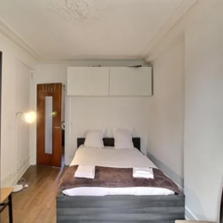 Image 2 - 79 Rue Raymond Losserand, 75014 Paris, France - Apartment for rent