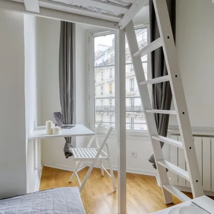 Image 1 - 43 Boulevard Gouvion-Saint-Cyr, 75017 Paris, France - Apartment for rent