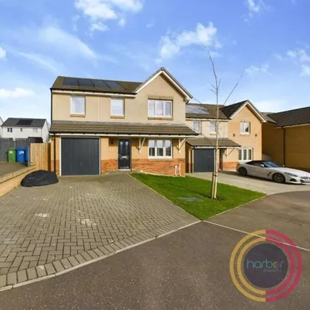 Buy this 4 bed house on Kilgarth Drive in Glasgow, G71 7GL