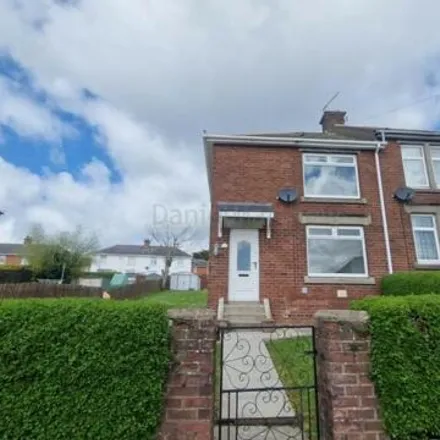 Buy this 3 bed duplex on 14 Heol Pantycelyn in Barry, CF62 7BZ