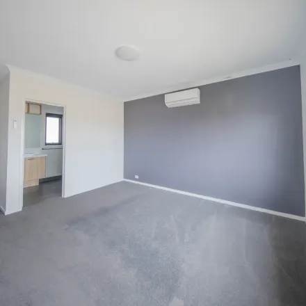 Image 8 - 32 Palara Drive, Strathtulloh VIC 3338, Australia - Apartment for rent