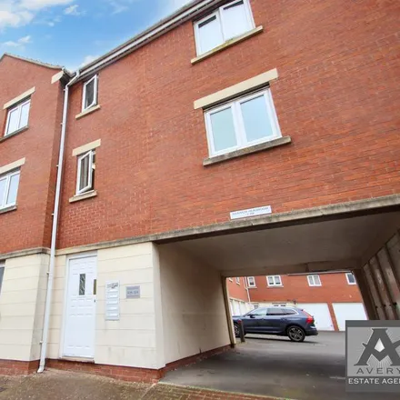 Rent this 2 bed apartment on Macfarlane Chase in Weston-super-Mare, BS23 3WG