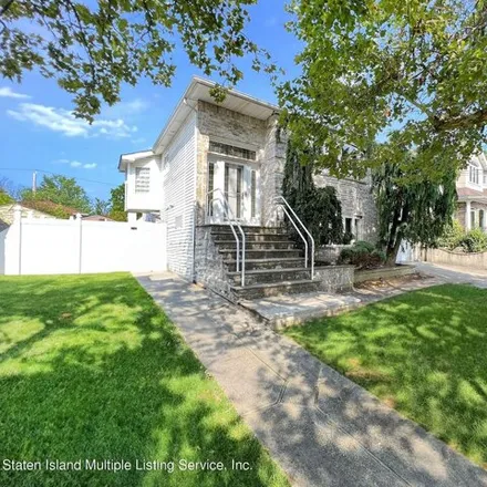 Buy this 4 bed house on 1555 Arden Avenue in New York, NY 10312