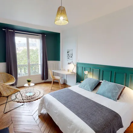 Rent this 3 bed room on 18 Rue Fantin Latour in 75016 Paris, France