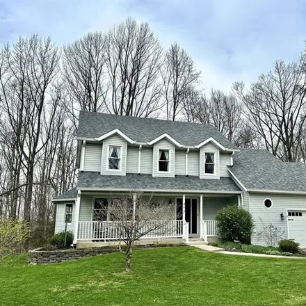 Buy this 4 bed house on 35 East in Westland, Putnam County