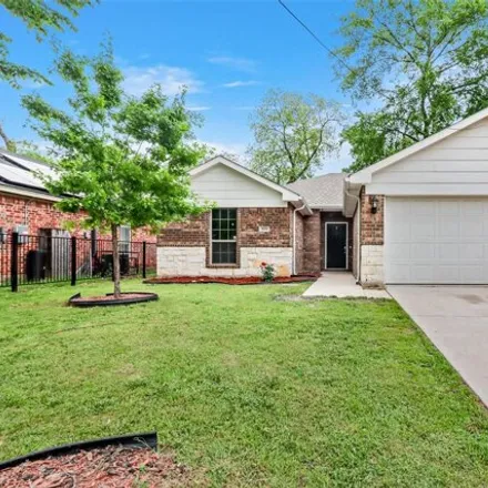 Buy this 4 bed house on 2627 Exeter Avenue in Fruitdale, Dallas