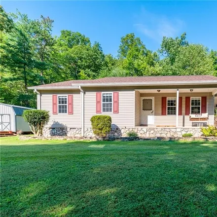 Buy this 3 bed house on 187 Rocky Heights Drive in Alexander County, NC 28681