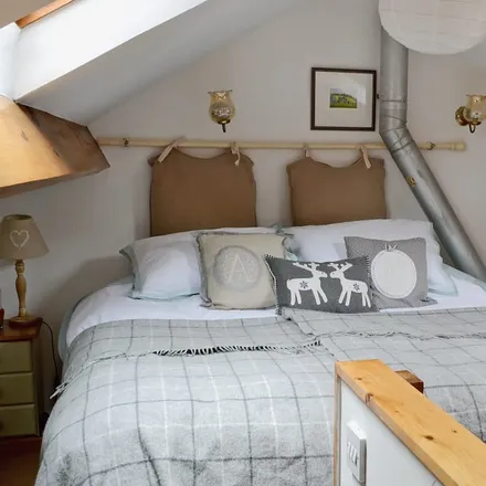 Rent this 1 bed duplex on Nercwys in CH7 4AU, United Kingdom