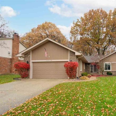 Rent this 3 bed house on N Fairview Ln in Rochester, MI