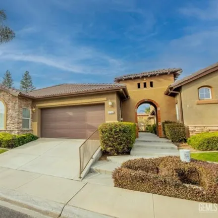 Buy this 3 bed house on 8702;8706 Lago Di Como Lane in Bakersfield, CA 93312