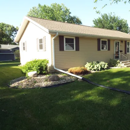 Image 2 - 420 Poplar Drive, Sibley, IA 51249, USA - House for sale