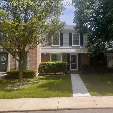 Buy this 2 bed house on Woodbridge East Condos Court in Saint Clair Shores, MI 48225