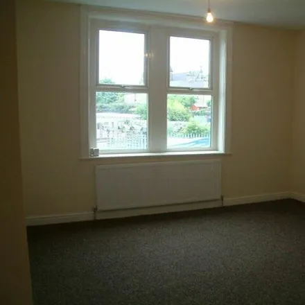 Image 3 - Al-Naseeb, 211 Richardshaw Lane, Pudsey, LS28 6AA, United Kingdom - Apartment for rent