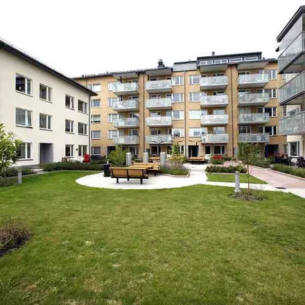Rent this 3 bed apartment on Emriks gata 12 in 582 25 Linköping, Sweden