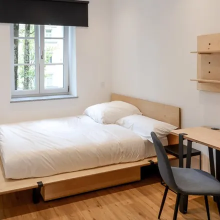 Rent this 3 bed room on Eckert in Lindwurmstraße 112, 80337 Munich