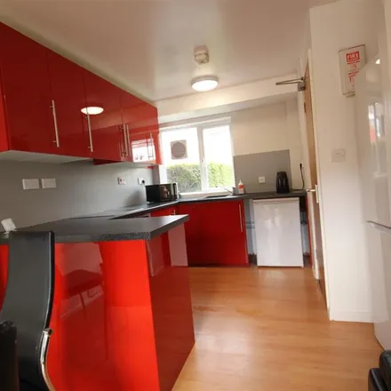 Image 2 - Water Mill Close, Metchley, B29 6SU, United Kingdom - Townhouse for rent