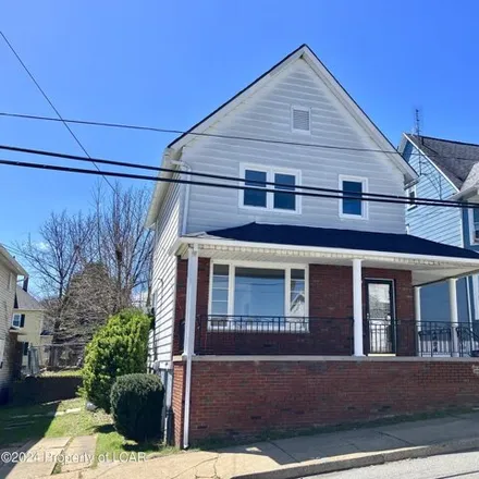 Buy this 3 bed house on 38 West Oak Street in Pittston, PA 18640