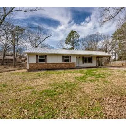 Buy this 3 bed house on Bailey Place in Malvern, AR 72104