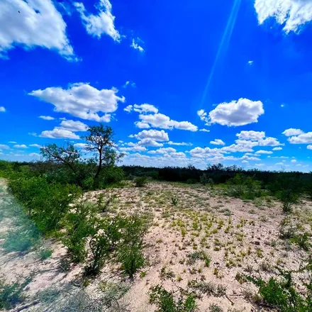 Image 8 - 4098 Del Río Boulevard, Elm Creek Number 1 Colonia, Maverick County, TX 78852, USA - House for sale