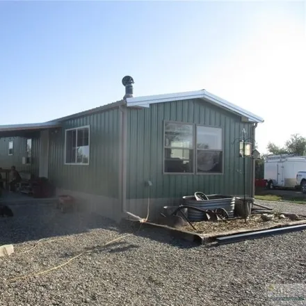 Buy this studio apartment on Saunder's Road in Big Horn County, MT 59034