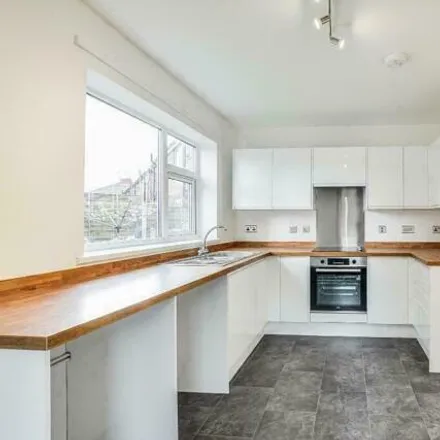 Image 2 - Coniston Drive, Hollins, BL9 9PX, United Kingdom - Townhouse for rent