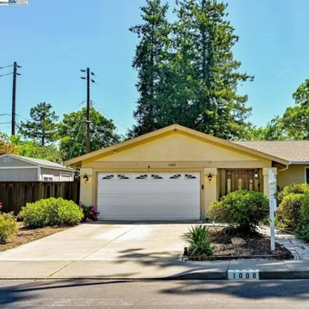 Buy this 4 bed house on 1008 Hampton Drive in Concord, CA 94518