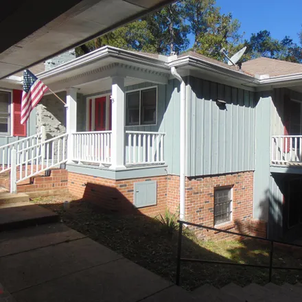 Image 3 - 1017 South 11th Avenue, Columbus, MS 39701, USA - House for sale