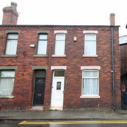 Buy this 3 bed townhouse on 10 Walmesley Street in Wigan, WN1 3HA