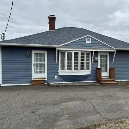 Buy this 2 bed house on 577 Main Street in Caribou, ME 04736