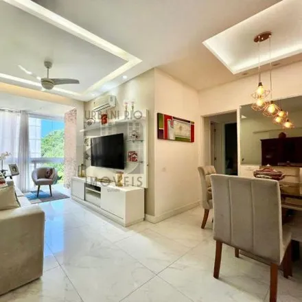 Rent this 2 bed apartment on Rua Lacerda Coutinho 30 in Copacabana, Rio de Janeiro - RJ