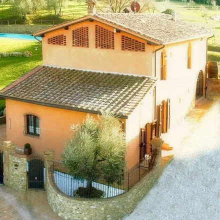 Rent this 5 bed house on Empoli in Via San Martino, 50053 Empoli FI