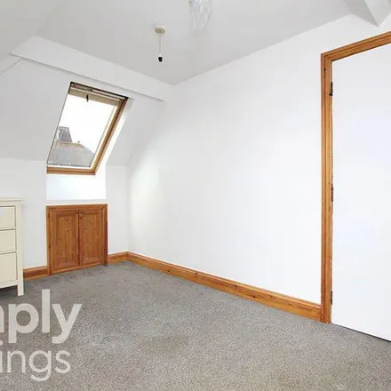 Rent this 1 bed apartment on Holland Road (Zone M) in Holland Road, Brighton