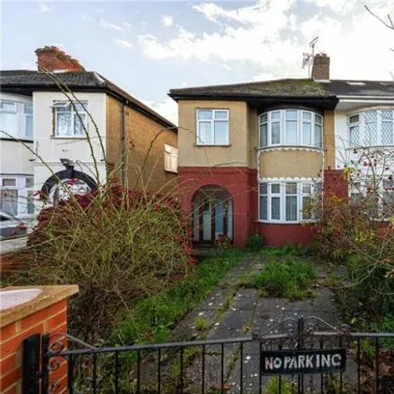 Buy this 3 bed duplex on Silkfield Road in The Hyde, London