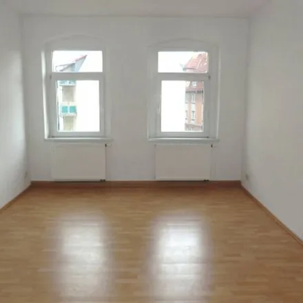 Rent this 3 bed apartment on Prausitzer Straße 44 in 01589 Riesa, Germany