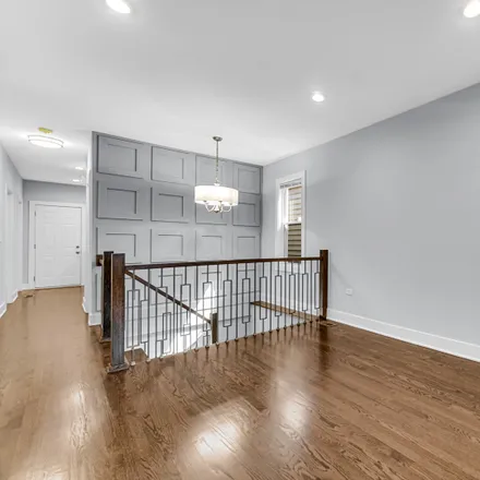 Image 5 - 7223 South Hermitage Avenue, Chicago, IL 60636, USA - House for sale