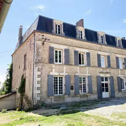 Buy this 13 bed house on 15 bis Rue Émile Roux in 16500 Confolens, France