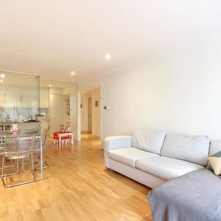 Image 3 - Baynards, 1 Chepstow Place, London, W2 4TT, United Kingdom - Apartment for rent