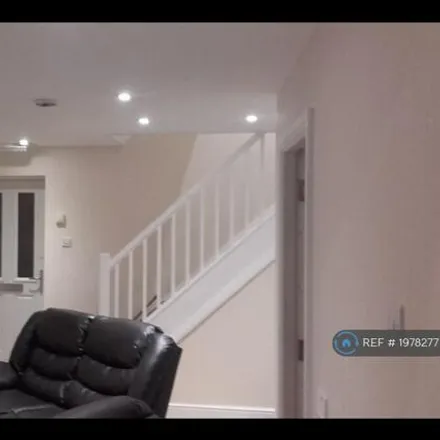 Rent this 7 bed townhouse on University of Manchester Fallowfield Campus in 293 Wilmslow Road, Manchester