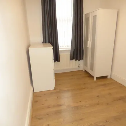 Image 9 - Warton Terrace, Newcastle upon Tyne, NE6 5DP, United Kingdom - Apartment for rent