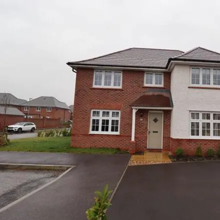 Image 2 - 10 Welford Gardens, Warrington, WA5 3YL, United Kingdom - House for sale