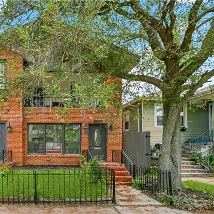 Buy this 5 bed house on 2523 Peniston Street in New Orleans, LA 70115